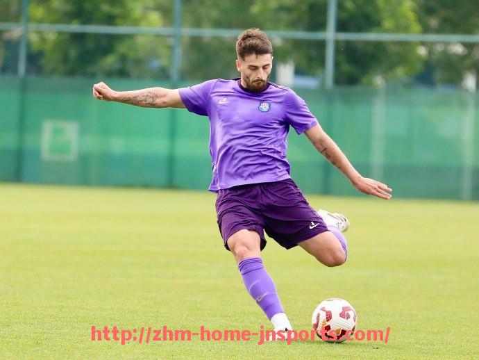 江南综合体育-火箭队球员详细资料汇总及场均数据展示