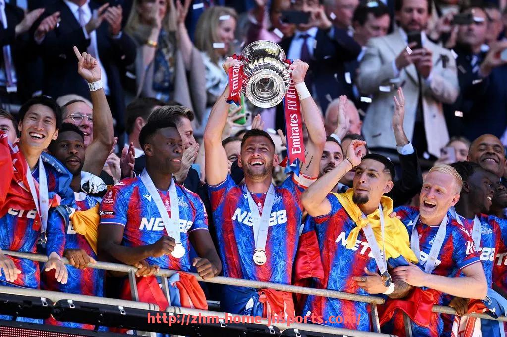 江南综合体育-德甲球队间集体避免同场竞技的体育竞技规则探讨